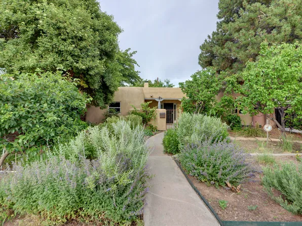 1228 Lafayette Dr NE, Albuquerque, NM 87106