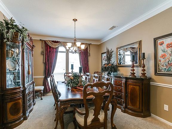 5th image of 26535 Forest Pine Ln