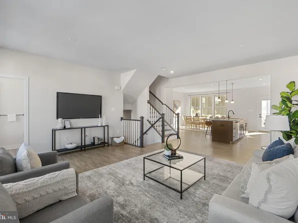 6135 Margarita Way, Frederick, MD 21703