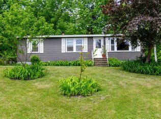 3 Hillside Cir, South Gardiner, ME 04359