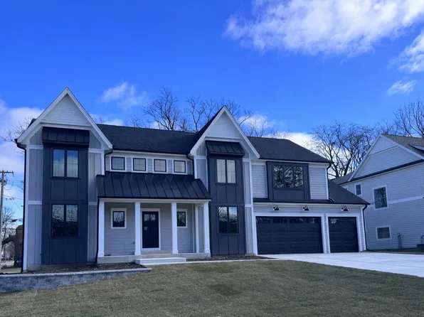 407 S Pine Ave, Arlington Heights, IL 60005