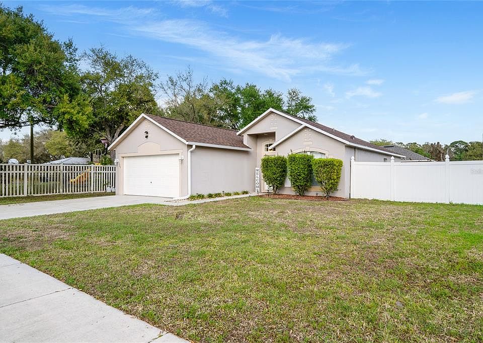 1st image of 125 Cedar Ridge Ln