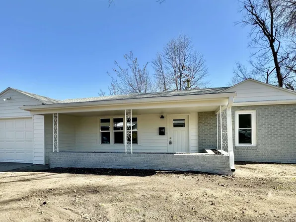 2312 SW Morningside Rd, Topeka, KS 66614