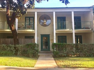 12104 W Sunset Blvd, Los Angeles, CA 90049