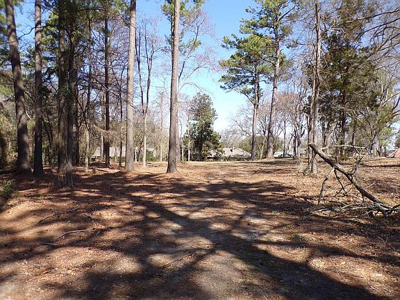 2nd image of 2010 McDonald Rd