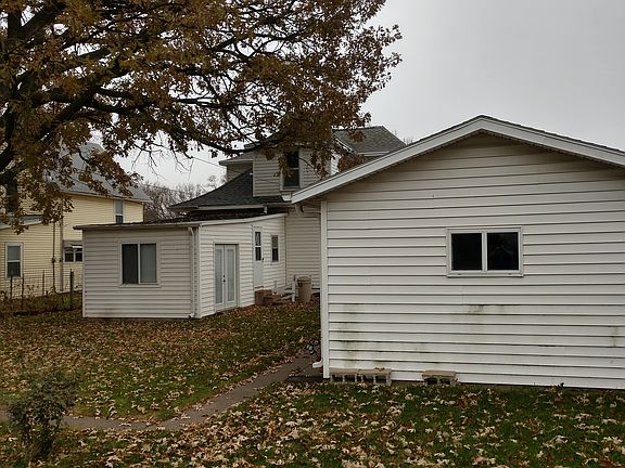 Back yard behind garage.