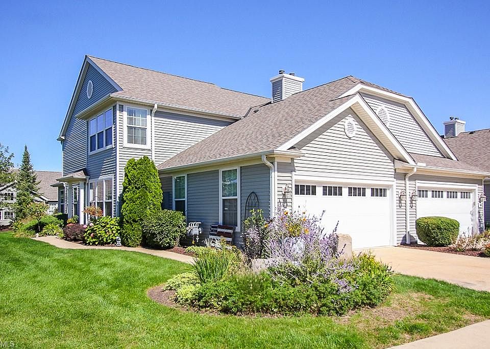 1st image of 599 Hyannis Port Cir