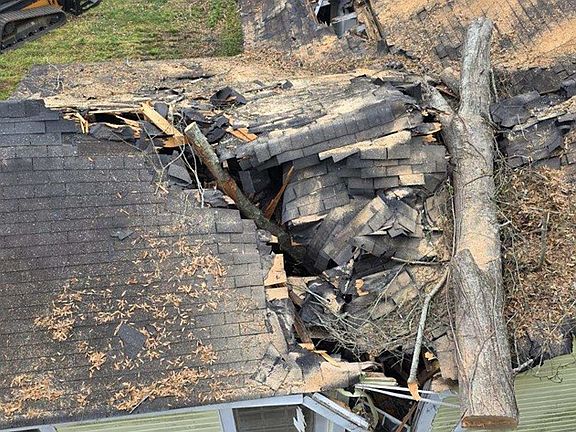 2nd image of 237 Bray St