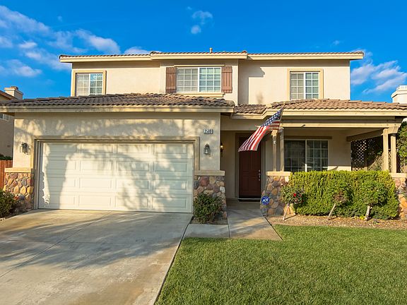 2nd image of 2580 Redwood Ct