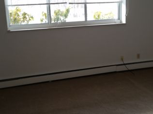 350 Stevens Dr APT 303, Pittsburgh, PA 15237