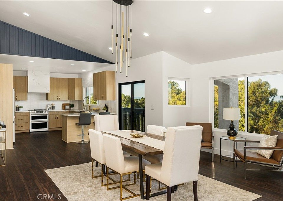 1st image of 5 Yellow Brick Rd