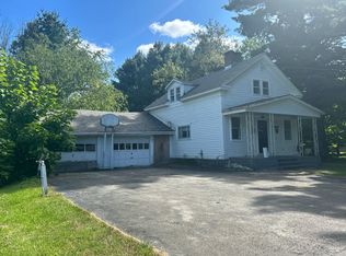 109 Reidel Rd, Amsterdam, NY 12010