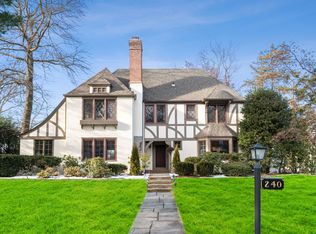 240 Elk Ave, New Rochelle, NY 10804