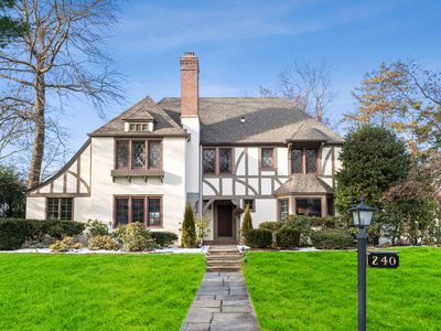240 Elk Ave, New Rochelle, NY, 10804