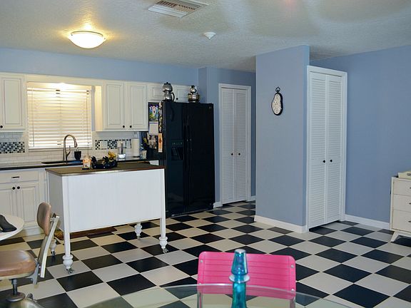 4th image of 2921 Slippery Rock Dr