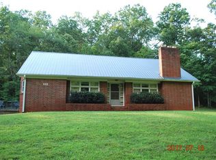 95 Barton Dr, Marion, NC 28752