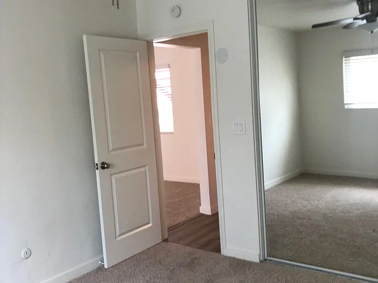 365 Bonair St #7 — Photo 13
