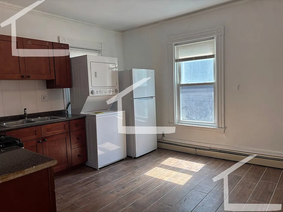 26 Armington St #6
