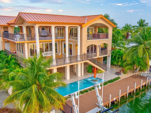 1152 W Shore Dr, Big Pine Key, FL 33043