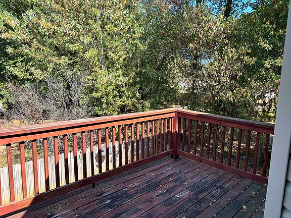 5th image of 3086 E Cherokee Dr APT 3