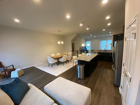 5th image of 262 Venango Trails Dr #262