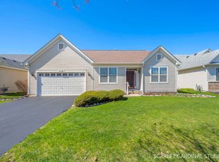 739 Bohannon Cir, Oswego, IL