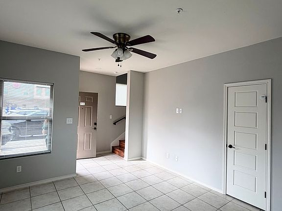 4th image of 2206 E Highway 281 #B-11
