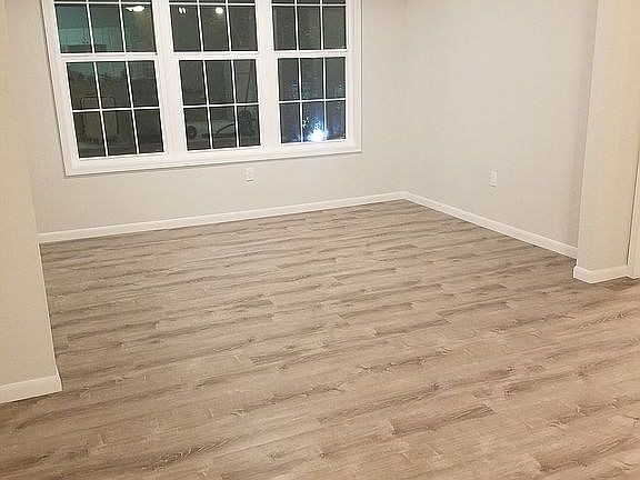 5th image of 60 Fenwick Hall Aly APT 721