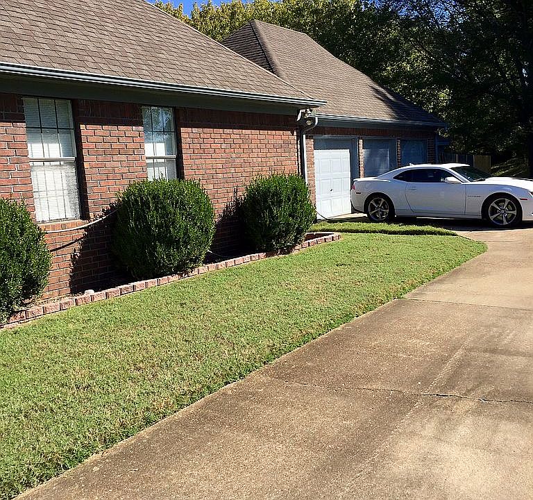 Garage attach/breezeway rear
