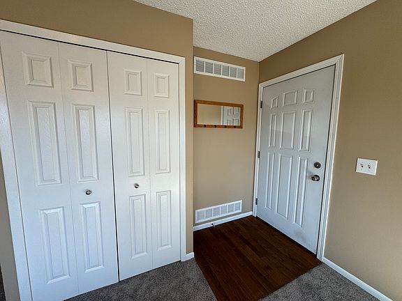 4th image of 1082 Manchester Ct #1082