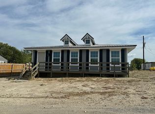 116 Sparrow Dr, Azle, TX 76020