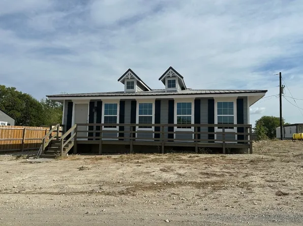 116 Sparrow Dr, Azle, TX 76020
