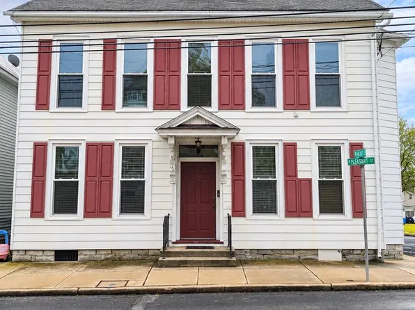 152 W Main Ave, Myerstown, PA 17067