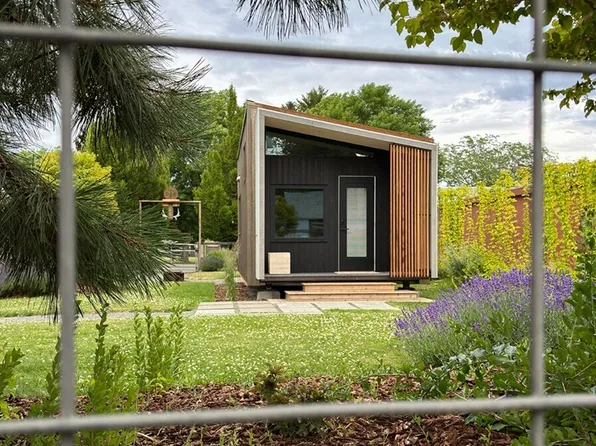 611 Elm Street, Tieton, WA 98947