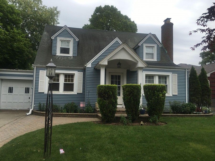 1st image of 582 Rose Blvd