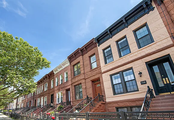 Sold by Compass | media 14