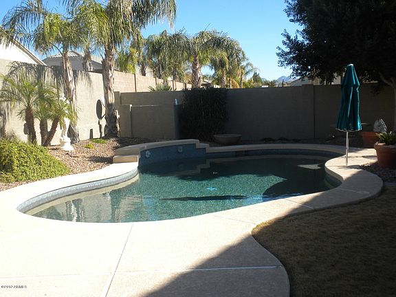2nd image of 8658 E Hillview St