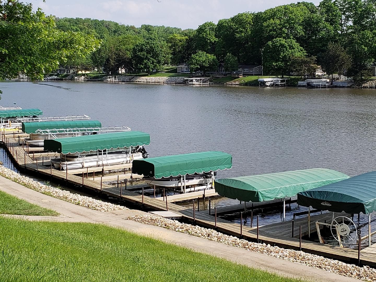 20570 254th St Maples 9, Lake Delhi, IA 52057 Zillow