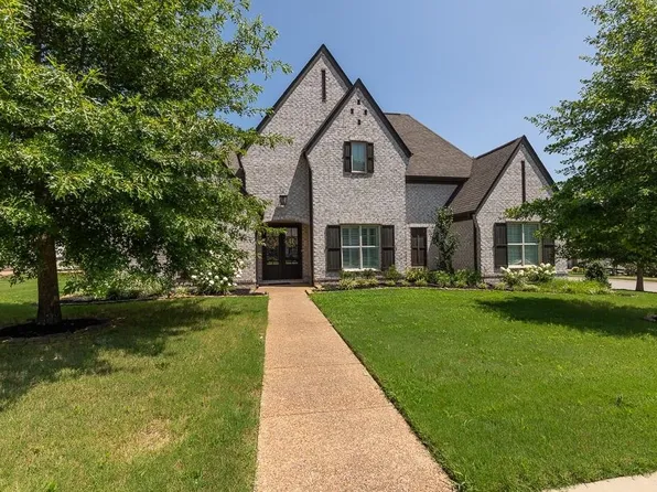 460 Saunders Creek Cir, Rossville, TN 38066
