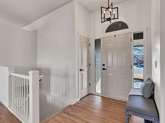 5th image of 3327 N Lake Ridge Ct