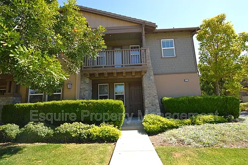 3246 N Ventura Rd Photo 1