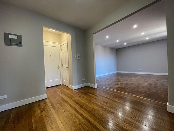 5th image of 1730 E 18th St APT 6D