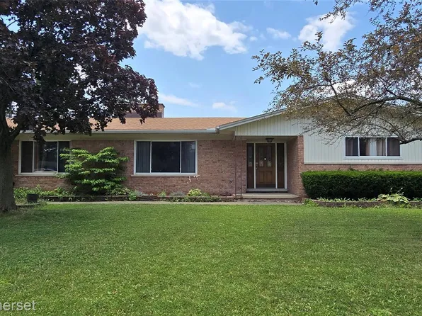 30627 Campbell St, Warren, MI 48093
