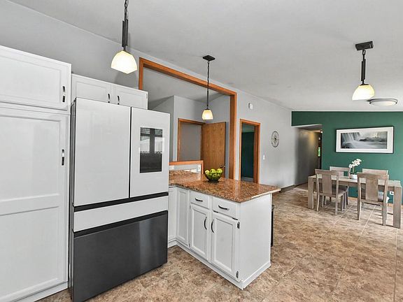 4th image of 3444 N Mayfair ROAD