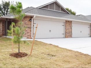 4304 Edinburg Way, Del City, OK 73115
