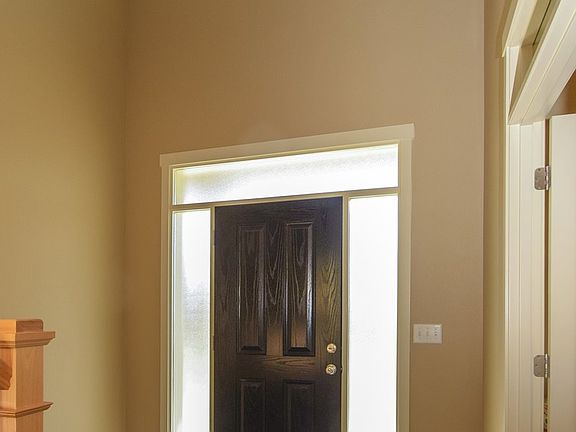 2nd image of 204 Rocky Meadow Dr