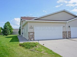 3332 10th St S, Moorhead, MN 56560