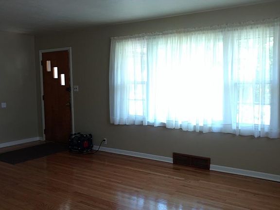 2nd image of 554 Van Tress Dr