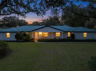 9471 McIntosh Rd, Dover, FL 33527