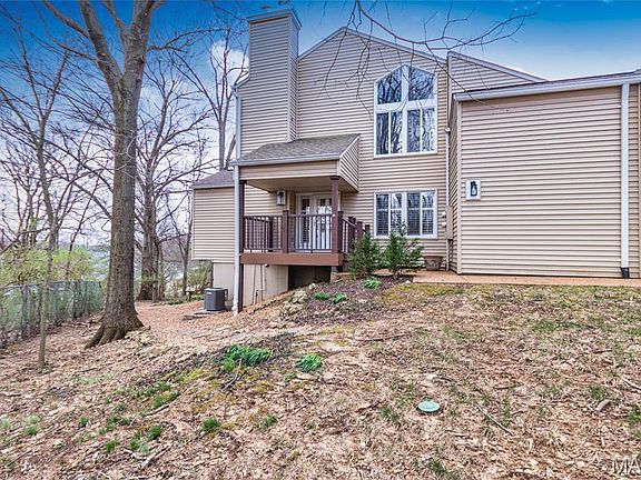 2nd image of 39 Ridgeview Circle Ct